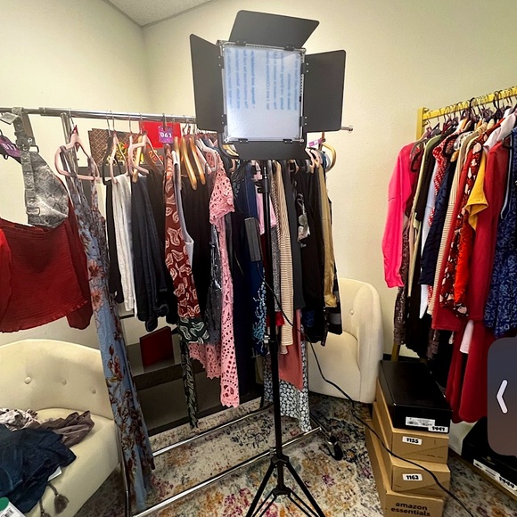 🤩 NIB New Stellar Sun LED Panel Lighting System with Stand Professional - Picture 3 of 9